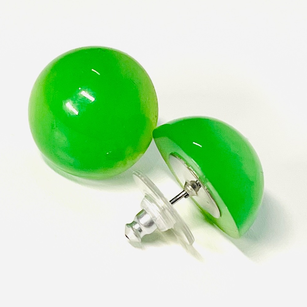 Green Bakelite Dome Stud Silver Back Earrings - image 2